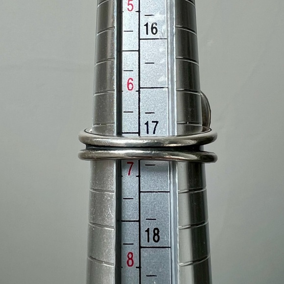 James Avery Retired Heart and Tulips Ring Sz 7 - Picture 6 of 6